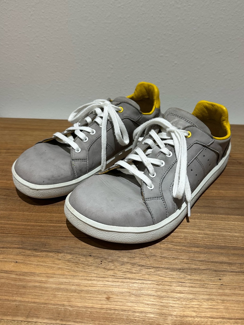 Be Lenka Brooklyn Sneaker, Grey & Yellow Leather, EU 38